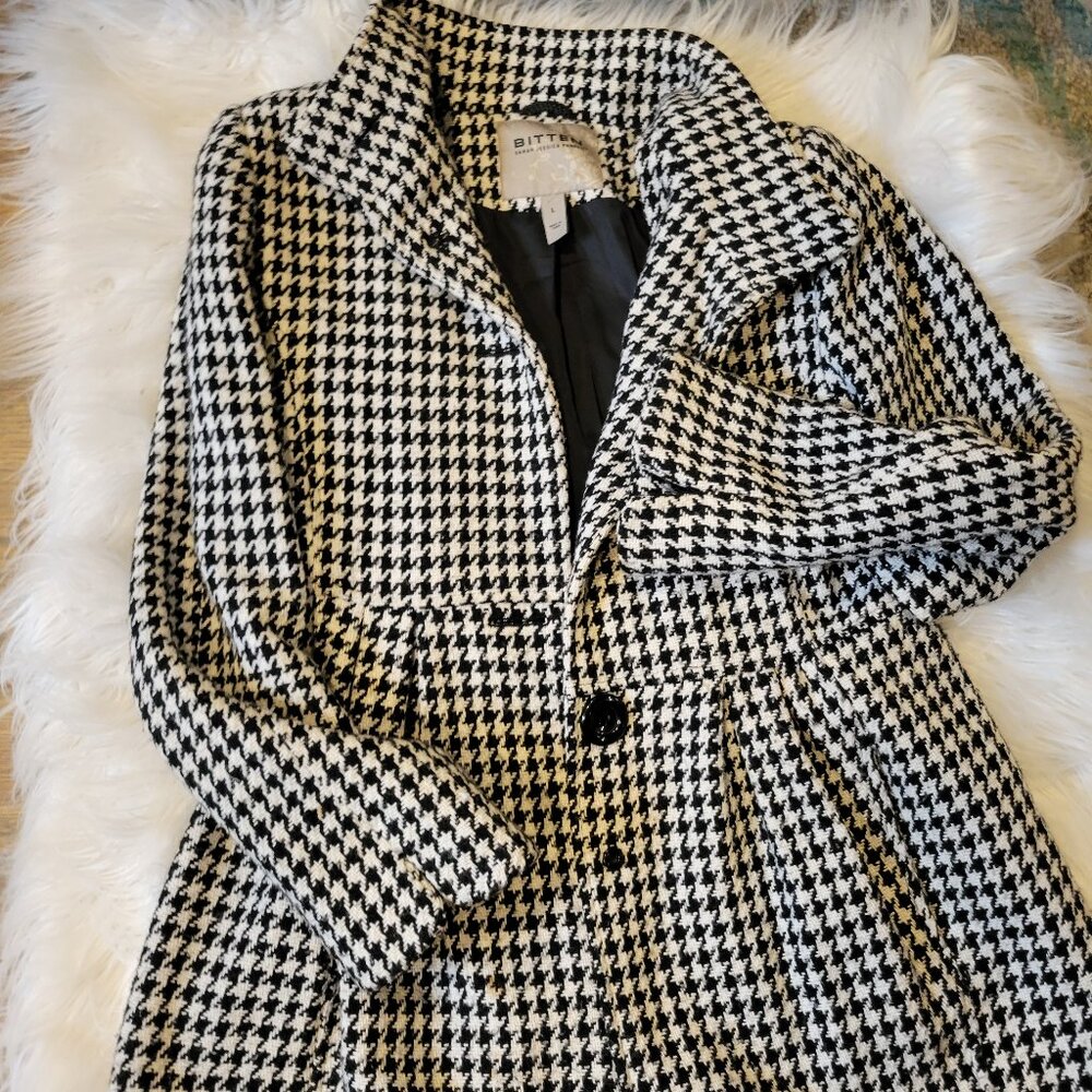Bitten by SJP Plaid Coat